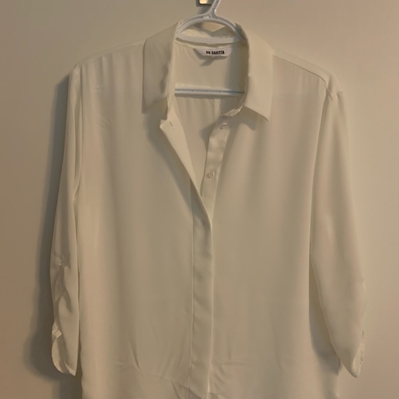 White blouse - Picture 1 of 5